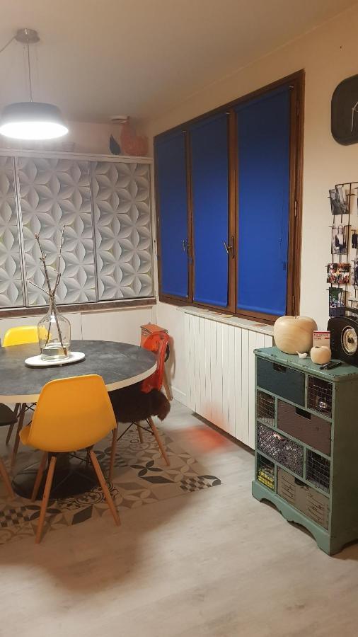A L'Ecole Buissonniere, Chambre D'Hotes En Sidobre Lacrouzette Екстер'єр фото